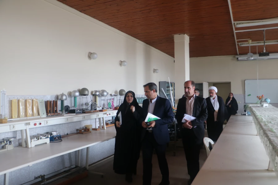 با حضور دکتر طاهری نیا معاون پژوهش و فناوری دانشگاه فرهنگیان برگزار شد:
همایش ملی الهیات در استان گیلان 2