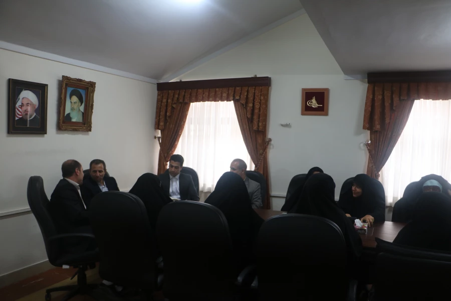 با حضور دکتر طاهری نیا معاون پژوهش و فناوری دانشگاه فرهنگیان برگزار شد:
همایش ملی الهیات در استان گیلان 3