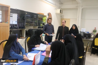 آغاز فرایند ثبت  نام دانشجویان جدید الورود و بازدید دکتر احدزاده از این روند