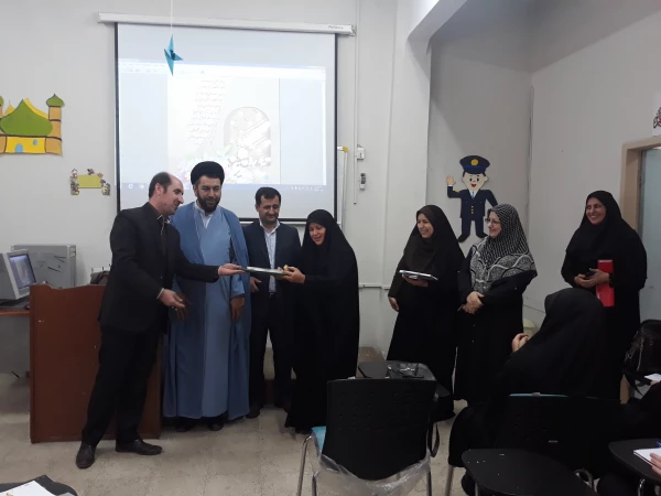 آیین استقبال از  سال جدید تحصیلی در  پردیس شهید بنت الهدی صدر   3