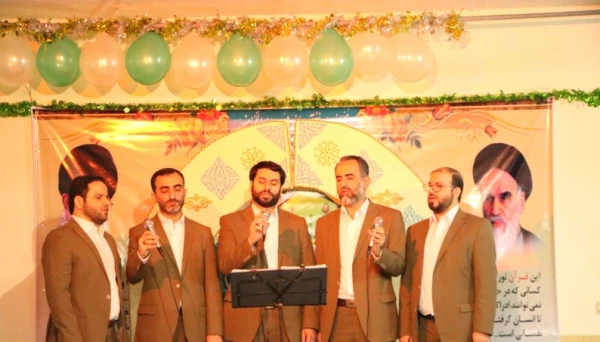 به مناسبت هفته ی وحدت برگزار شد؛
محفل انس با قرآن کریم 2