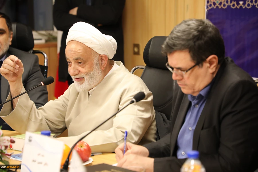 حجت الاسلام و المسلمین قرائتی در اولین مجمع عمومی بنیاد خیرین دانشگاه فرهنگیان: 2