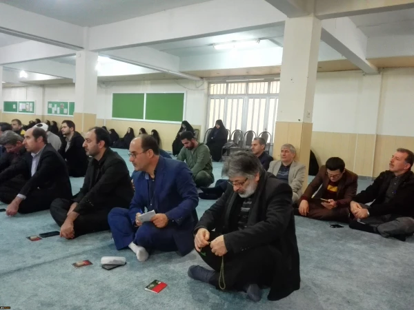 ویژه برنامه استانی ایام فاطمیه(س)در حسینه شهدای پردیس بنت الهدی صدر گیلان برگزار شد 2