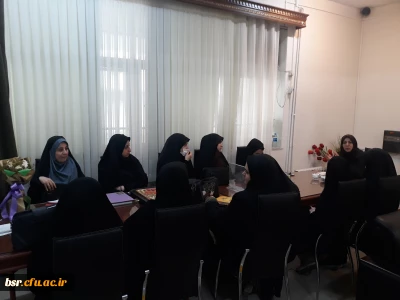 نشست دبیران و مسئولین تشکلهای دانشجویی با ریاست پردیس شهید بنت الهدی صدر گیلان