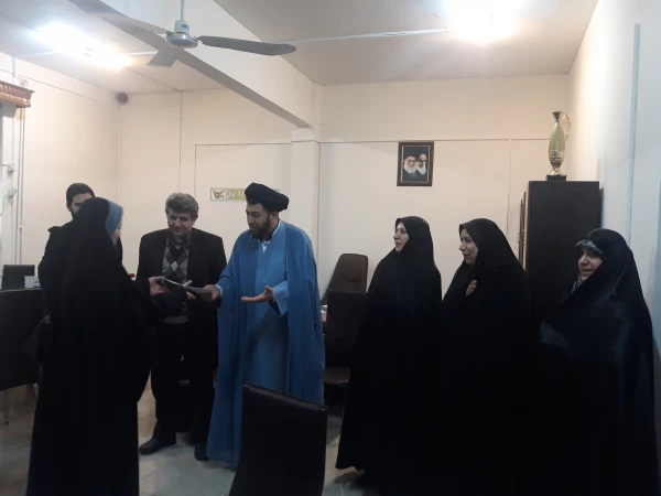 تشکیل دومین جلسه شورای مشورتی پردیس شهید بنت الهدی صدر رشت 4