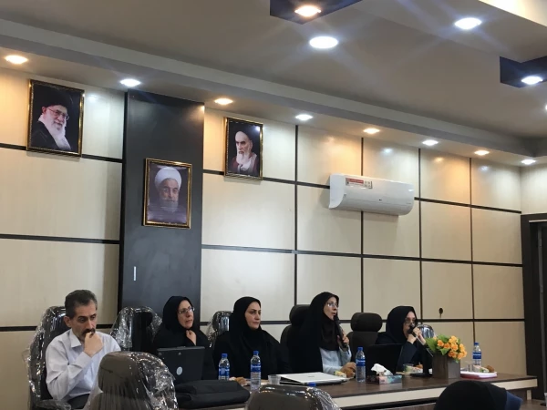 نشست تخصصی شیمی با موضوع "رویکرد STSE در آموزش شیمی، تبیینی از چرایی و ضرورت" 3