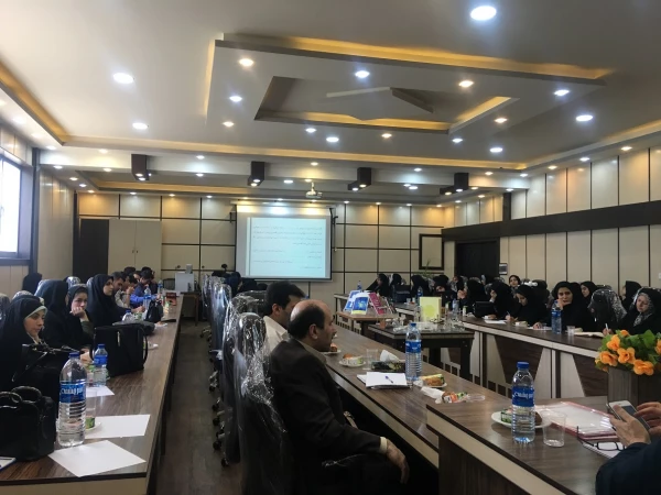 نشست تخصصی شیمی با موضوع "رویکرد STSE در آموزش شیمی، تبیینی از چرایی و ضرورت" 4