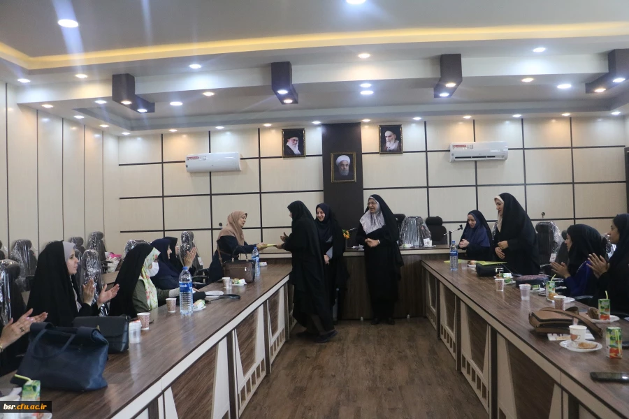 نشست تخصصی کارورزی و نومعلمان 8