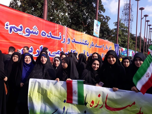 حماسه جوانان انقلابی 5