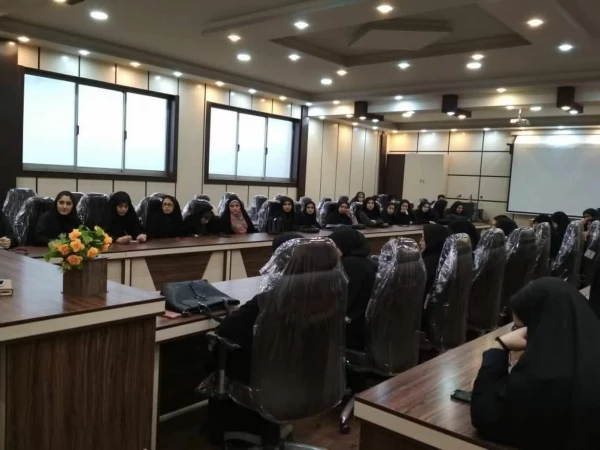 جلسه دیدار،پرسش و پاسخ مدیریت محترم و مسئولین پردیس استان جناب آقای  دکتر احدزاده و ریاست پردیس بنت الهدی صدر سرکار خانم دکتر ثاقبی  3