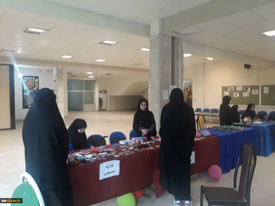 برپایی بازارچه دانشجویی در پردیس شهید بنت الهدی صدر رشت 2
