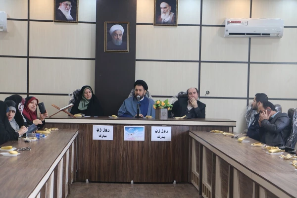 برگزاری بزرگداشت روز زن 8