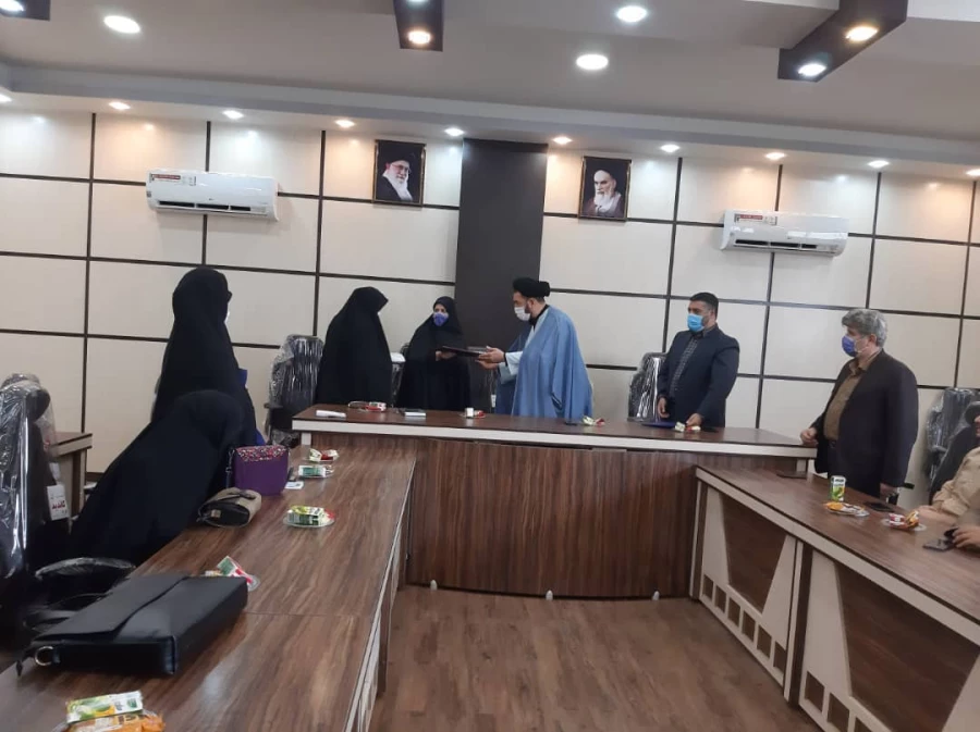 برنامه تکریم و معارفه مسئول بسیج دانشجویی در پردیس شهید  بنت الهدی صدر رشت روز دوشنبه ۱۷ شهریور ماه. 5