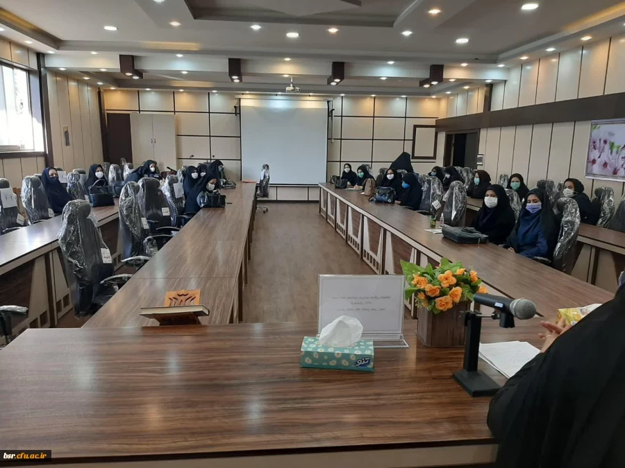 برگزاری جلسه توجیهی اساتید گروه مصاحبه 4