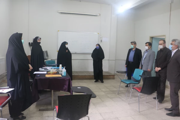 بازدید مشاور ارشد مدیرکل و حراست آموزش و پرورش استان گیلان از روند مصاحبه پردیس شهید بنت الهدی صدر رشت 4