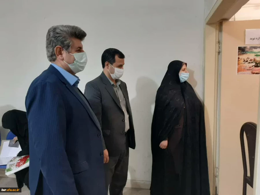 بازدید دکتر صفری مدیریت امور پردیسهای استان از روند ثبت نام پردیس 5